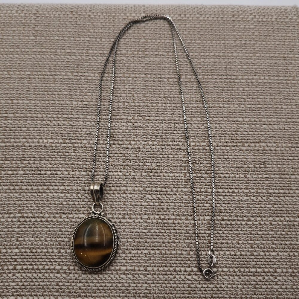 24 Inches Sterling Silver Large Tiger's Eye Stone Necklace B401